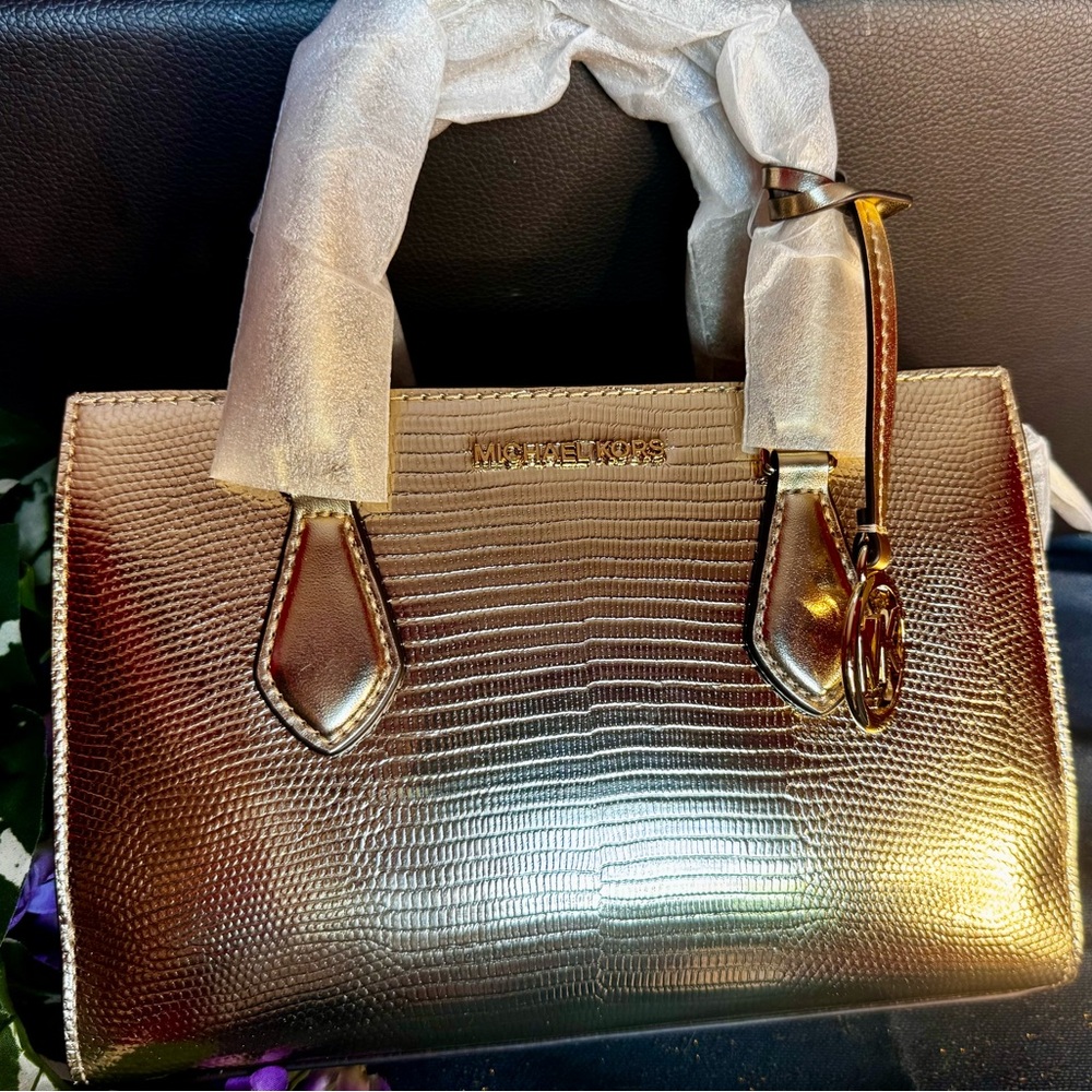 Michael Kors Gold Satchel with Luxurious Metallic Finish - Picture 5 of 13
